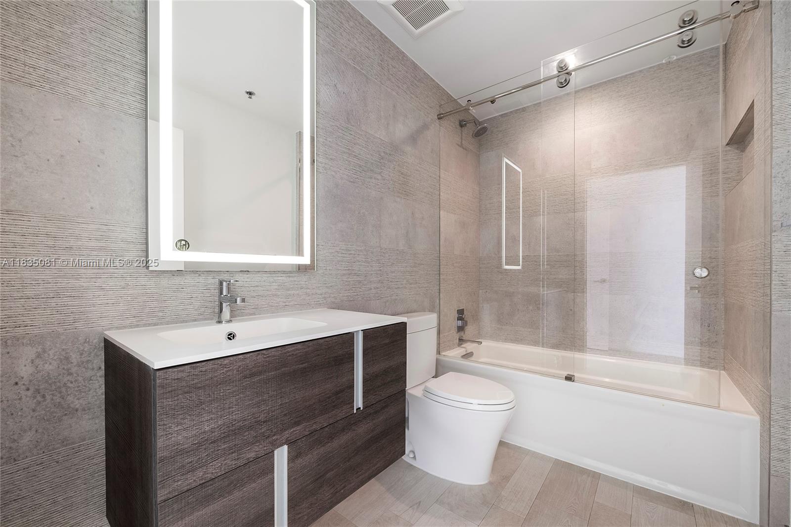 TAO SAWGRASS CONDOMINIUM - Residential