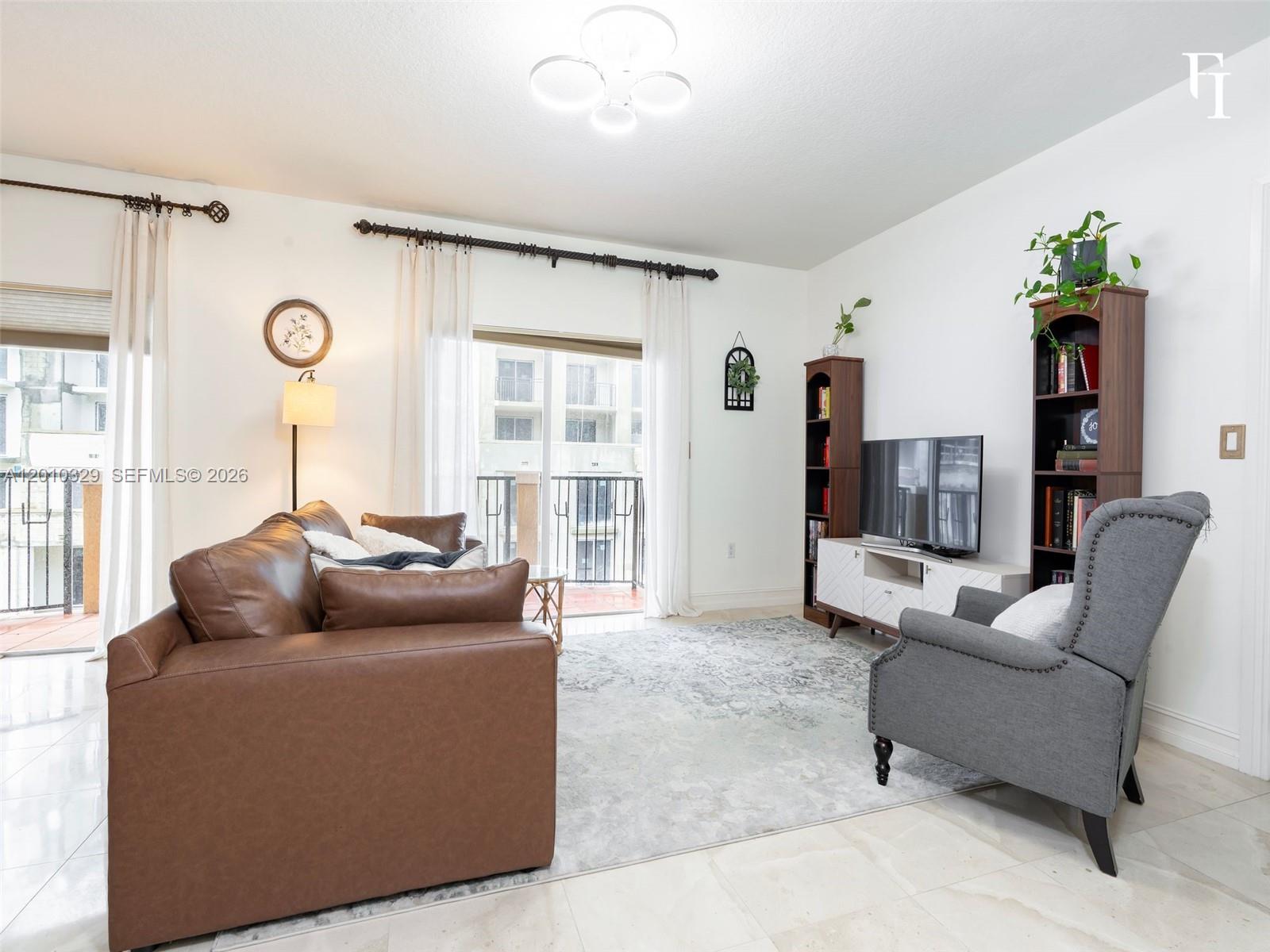 VILLA ISABELLA CONDO - Residential