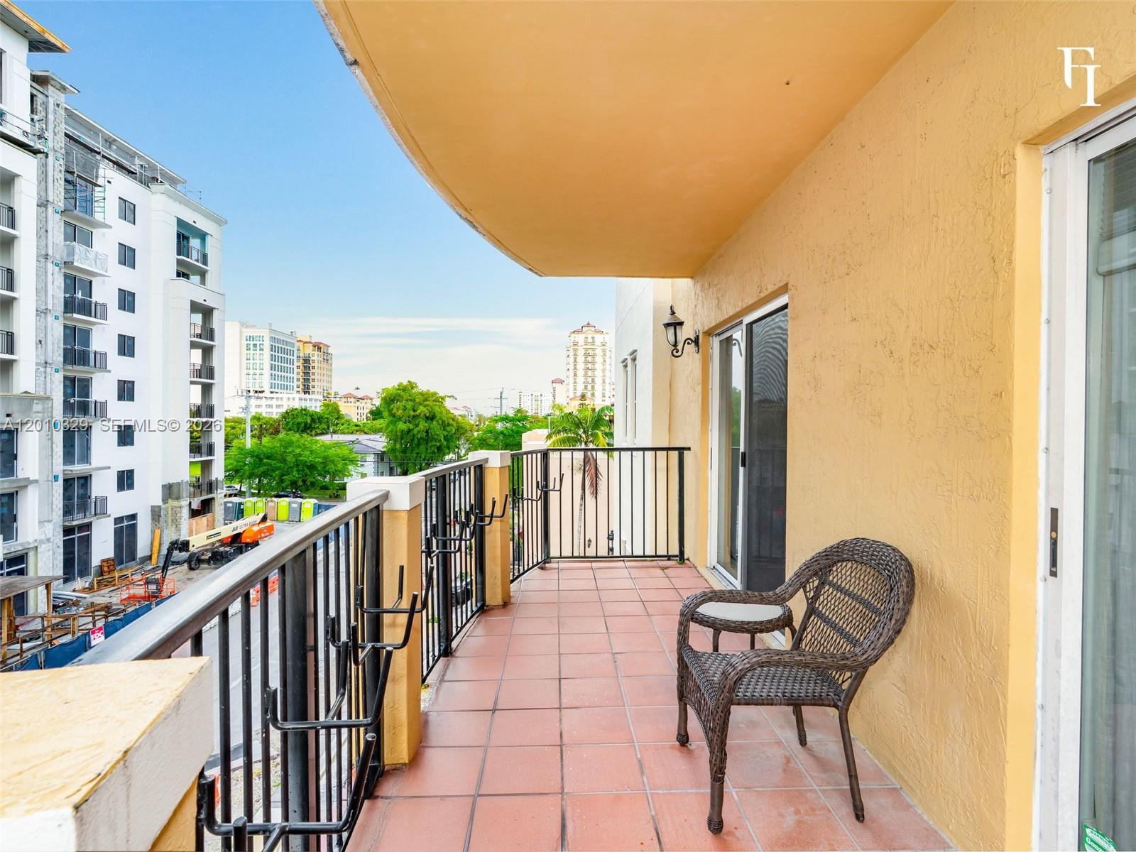 VILLA ISABELLA CONDO - Residential