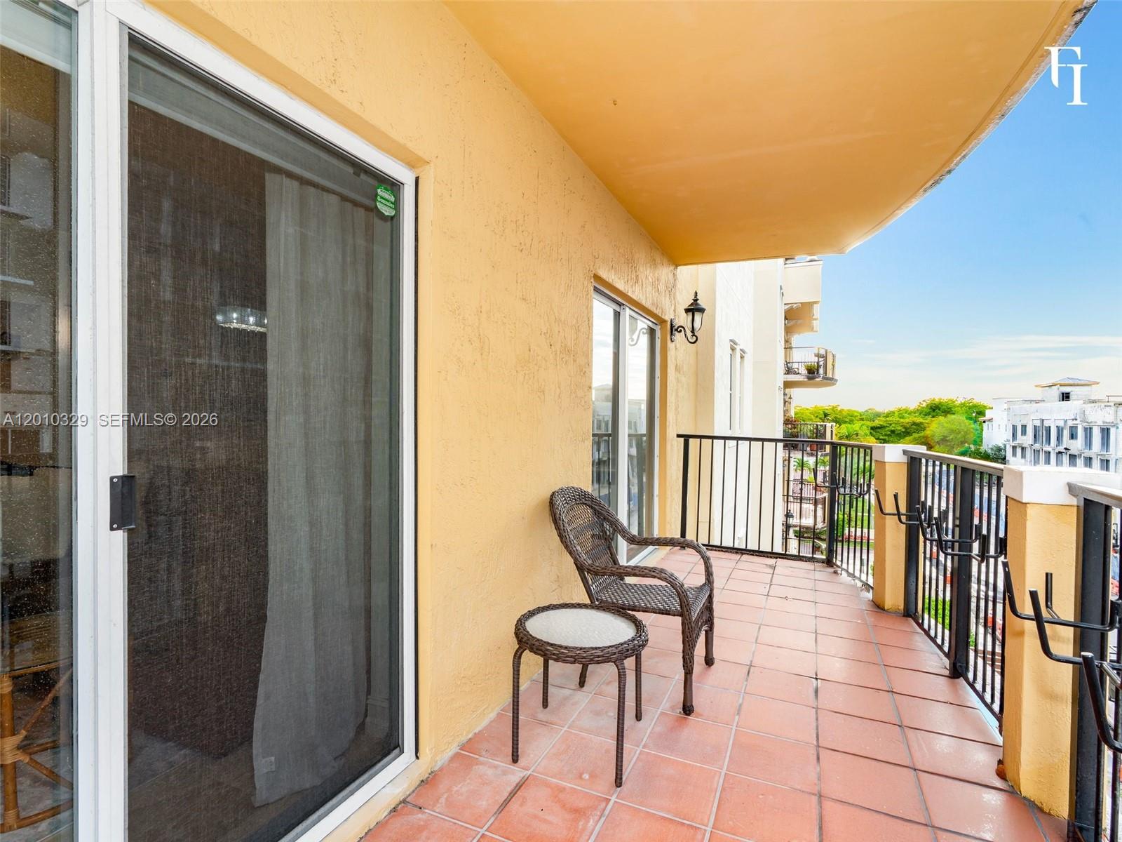 VILLA ISABELLA CONDO - Residential