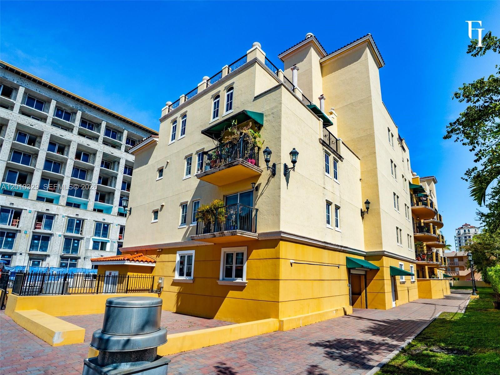 VILLA ISABELLA CONDO - Residential
