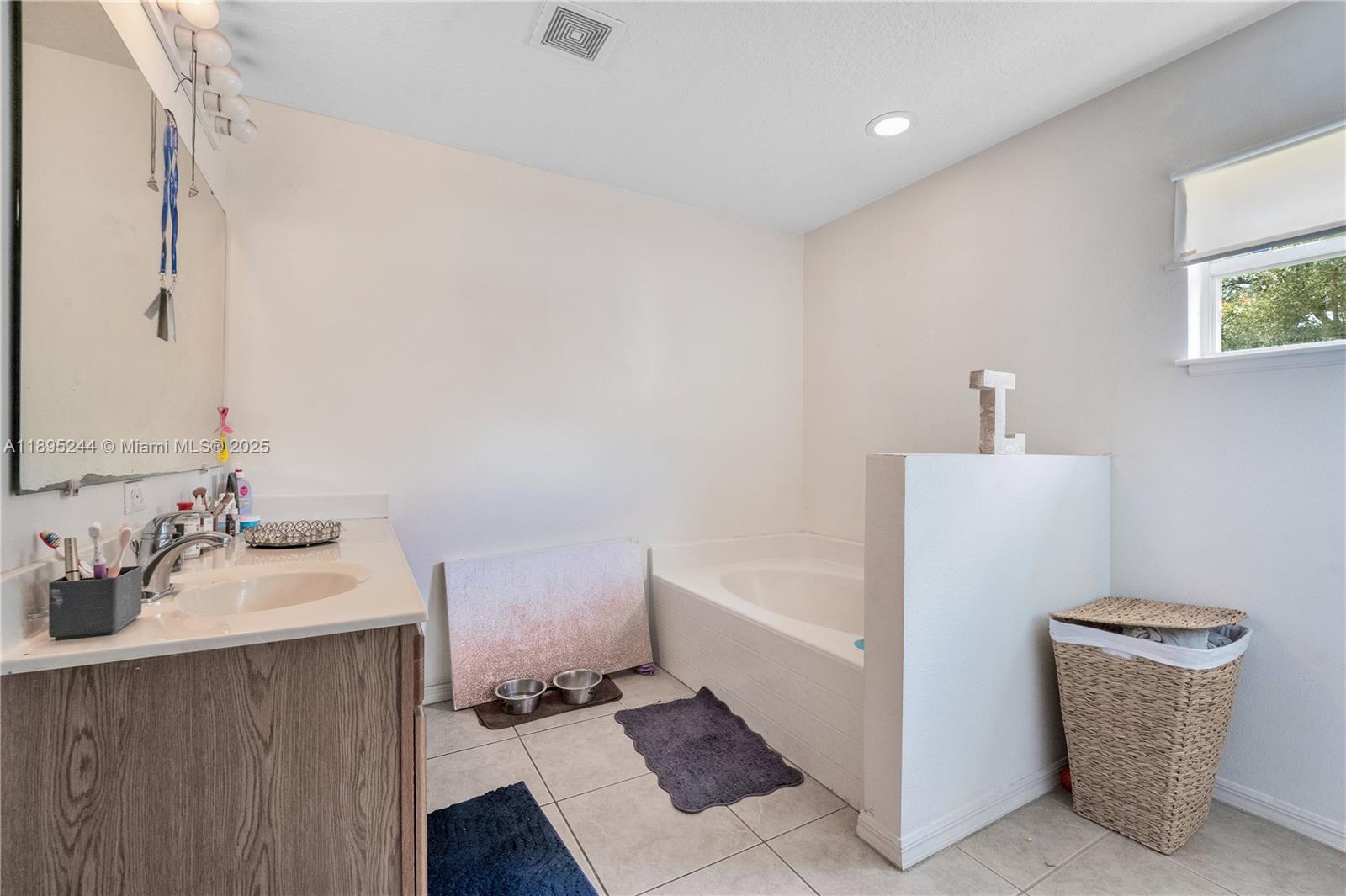 PORT ST LUCIE SECTION 33 - Residential