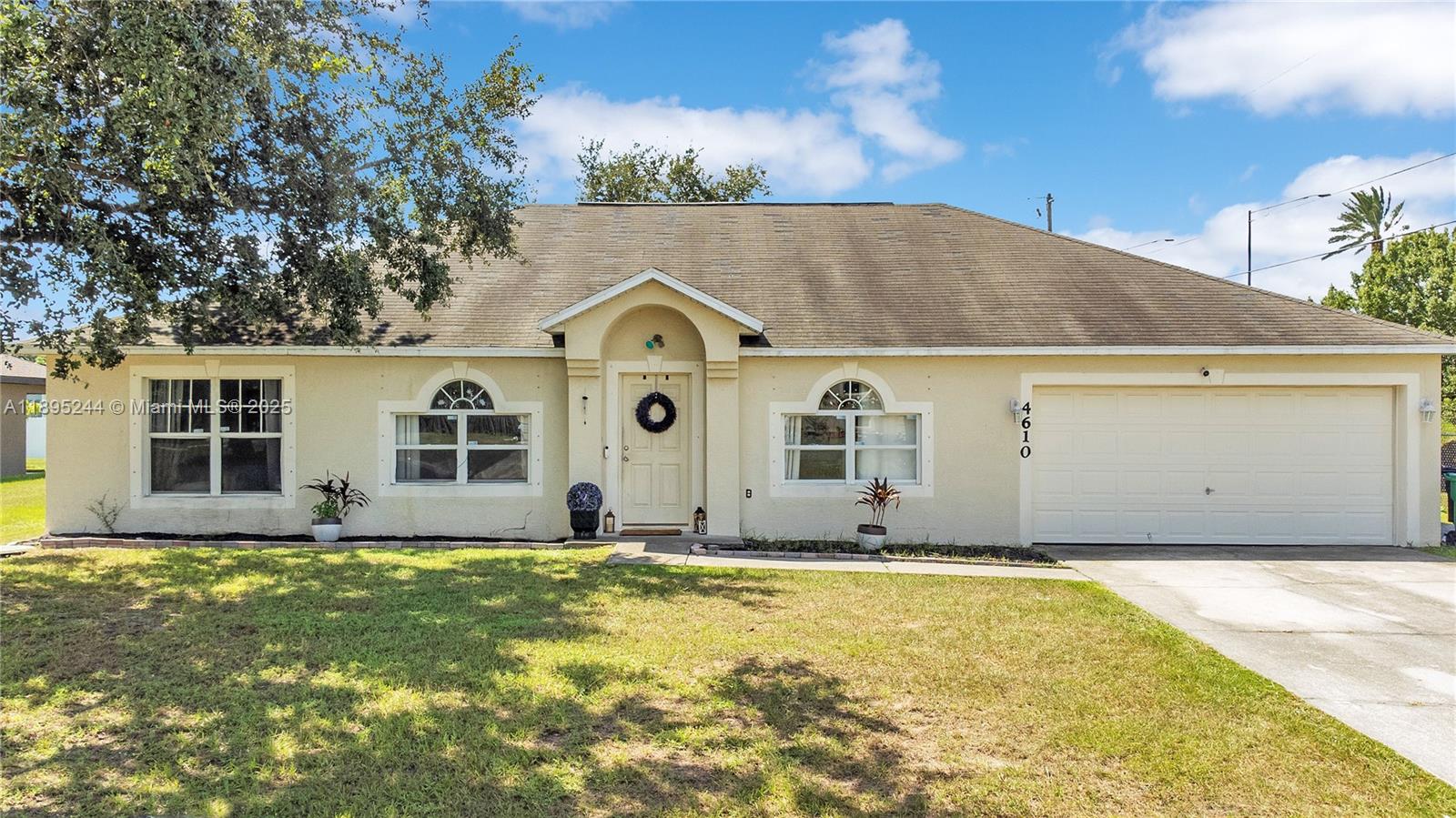 PORT ST LUCIE SECTION 33 - Residential