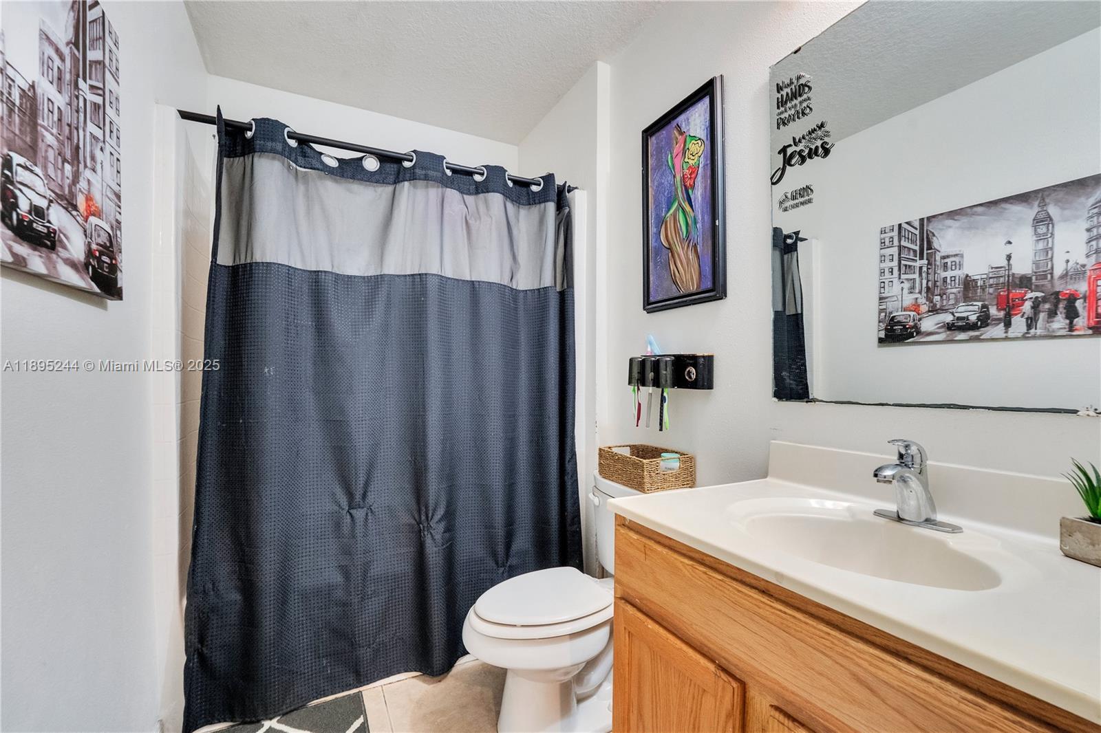 PORT ST LUCIE SECTION 33 - Residential