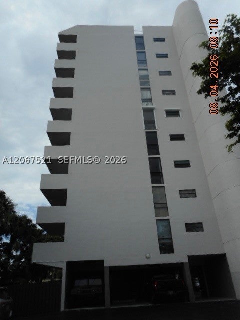 4800 Bayview Dr 802