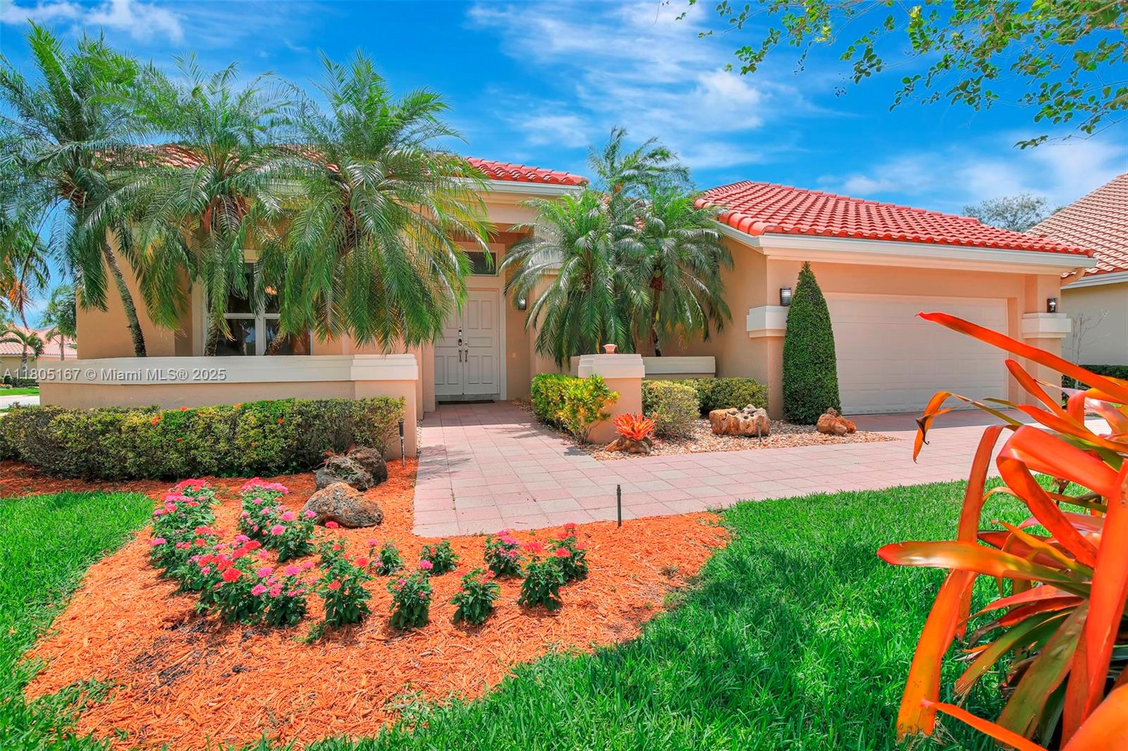 Rental Property at 2651 Oakmont, Weston, Broward County, Florida - Bedrooms: 3 
Bathrooms: 3  - $6,500 MO.