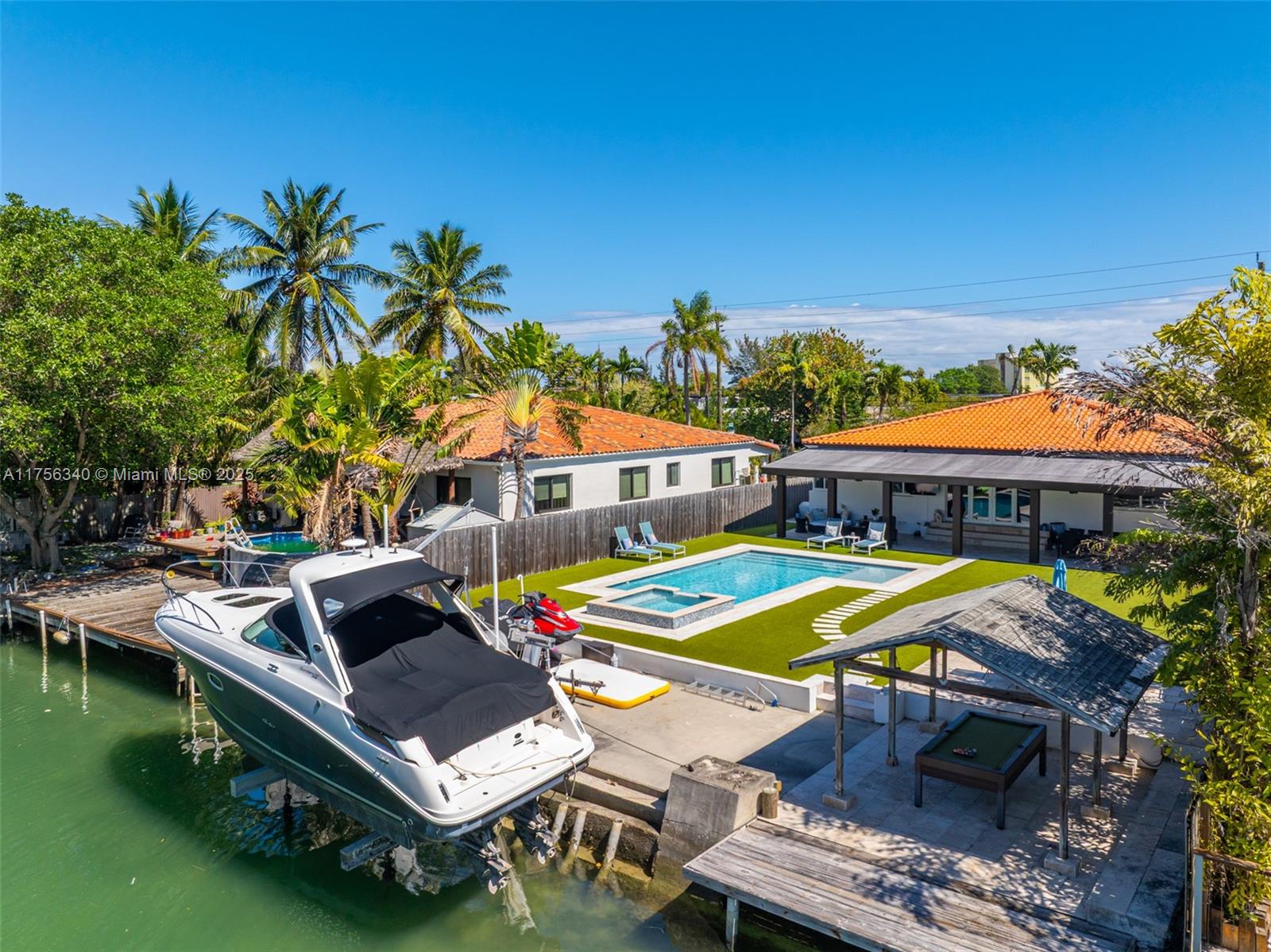 BISCAYNE POINT - Residential