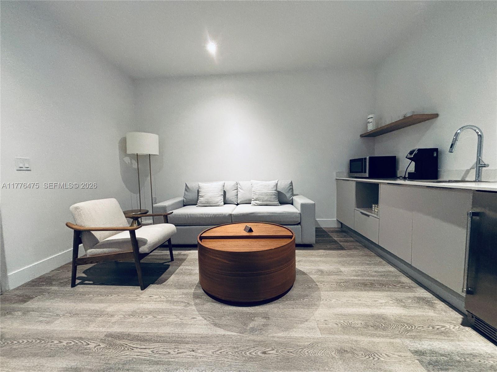 SMART BRICKELL I - Residential