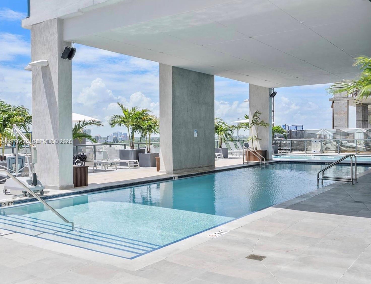 SMART BRICKELL I - Residential
