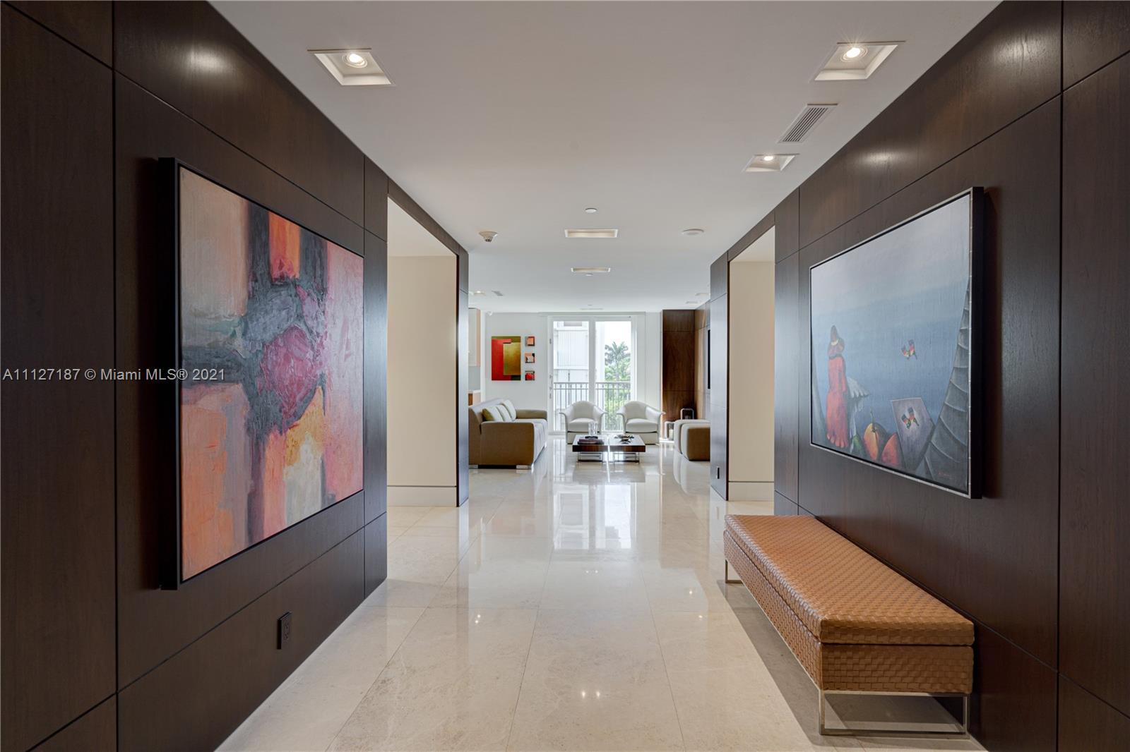 RESIDENCES AT VIZCAYA CON - Residential