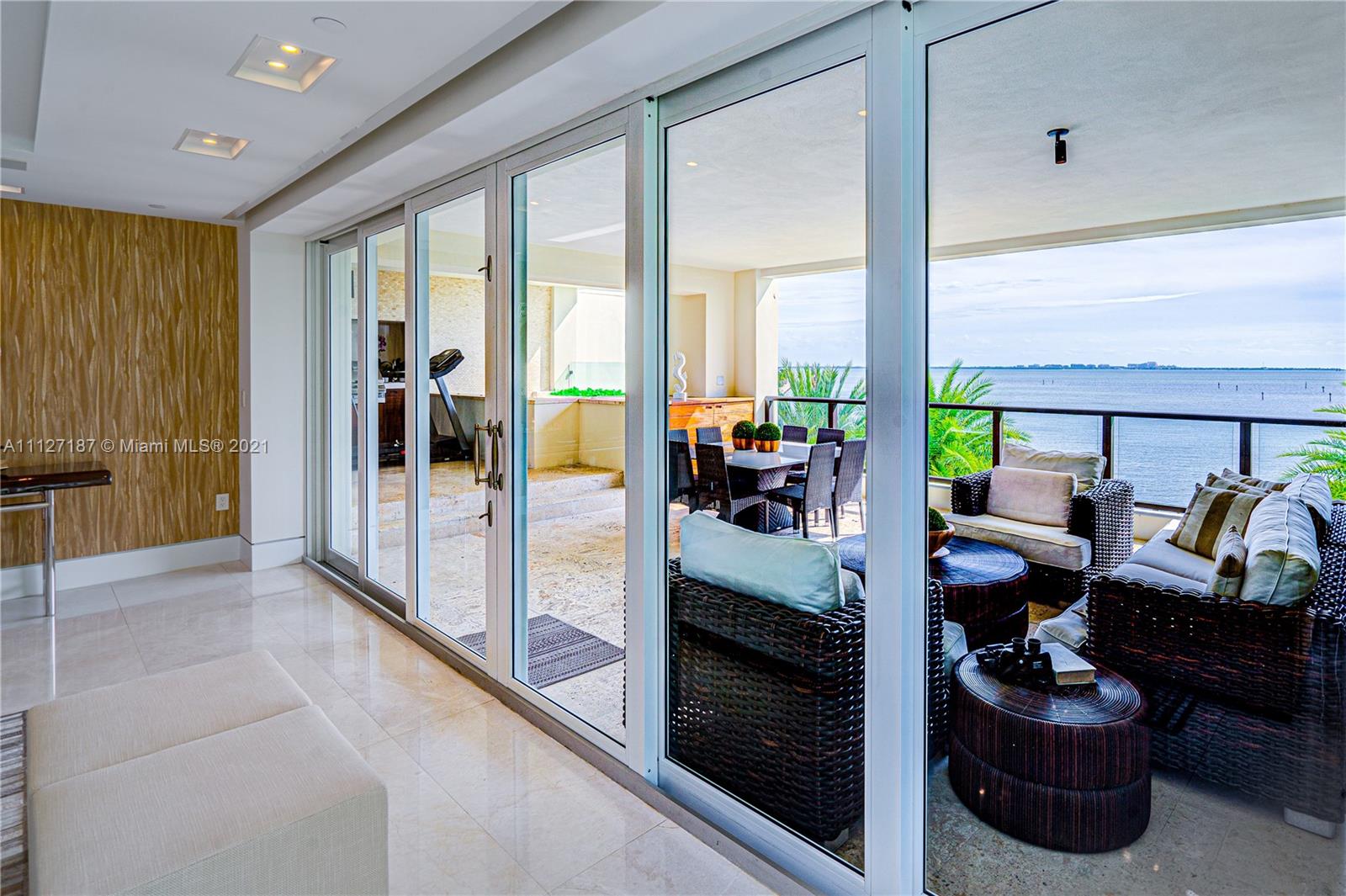 RESIDENCES AT VIZCAYA CON - Residential