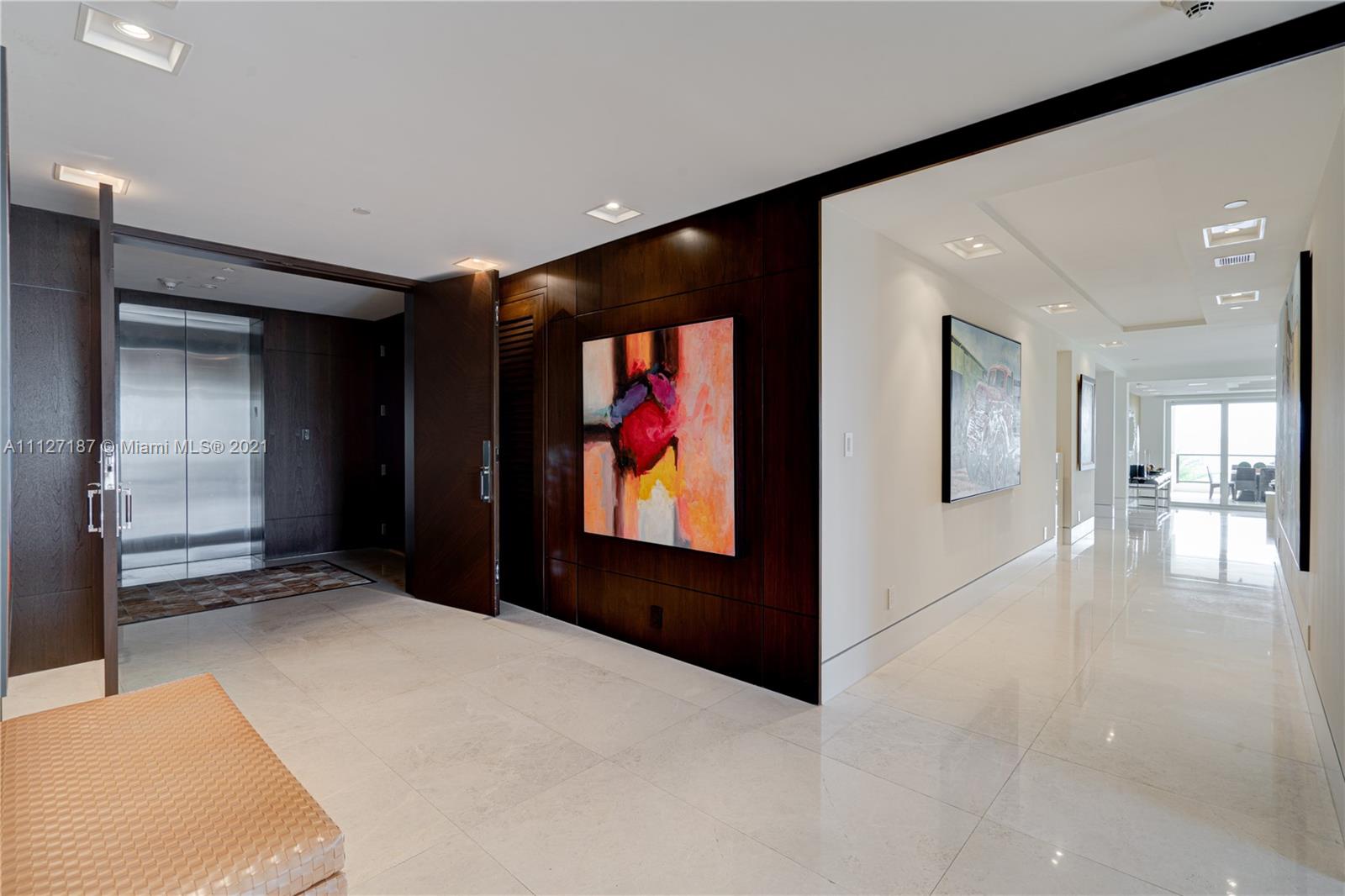 RESIDENCES AT VIZCAYA CON - Residential