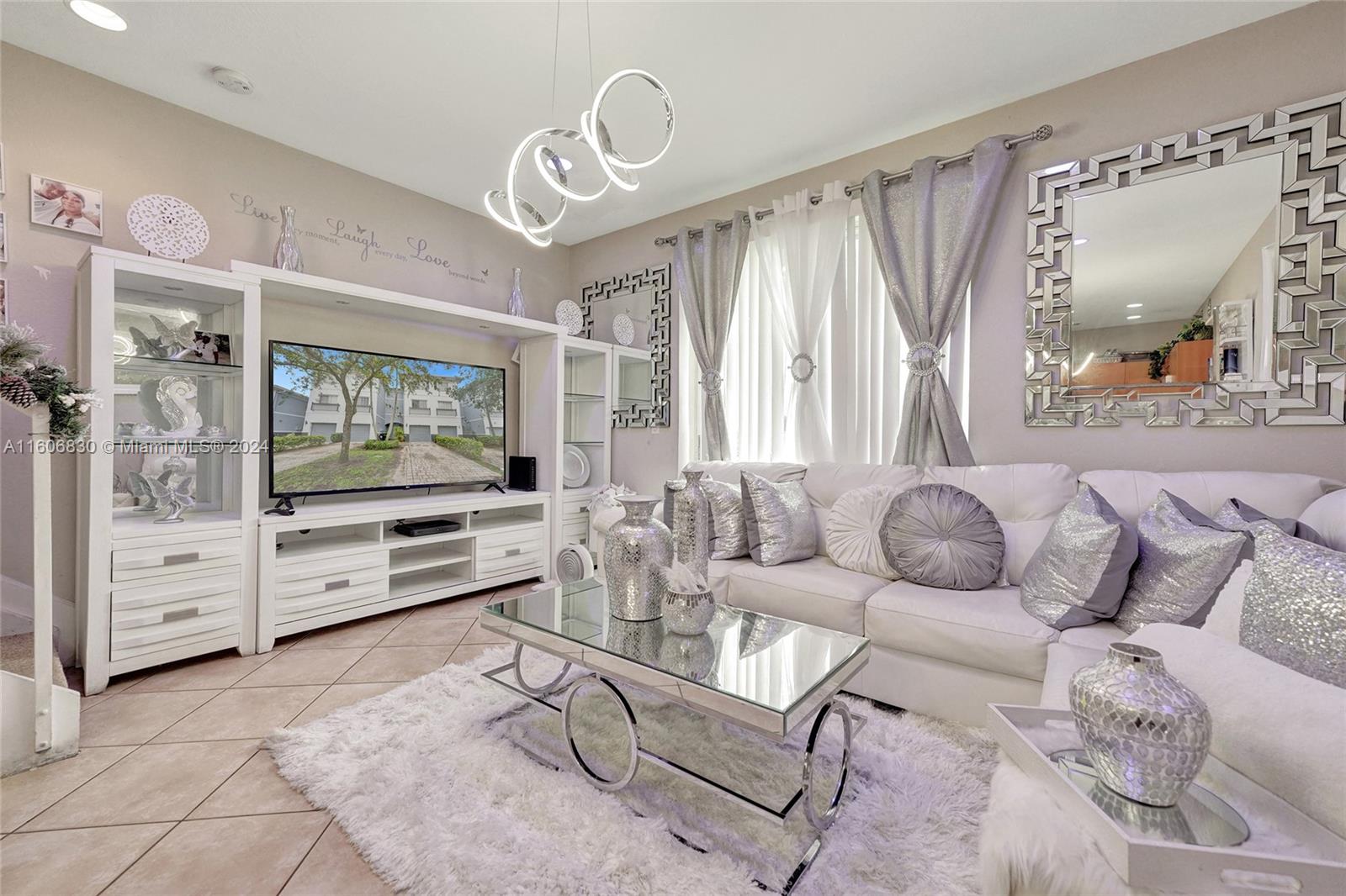 GEORGETOWN - Residential