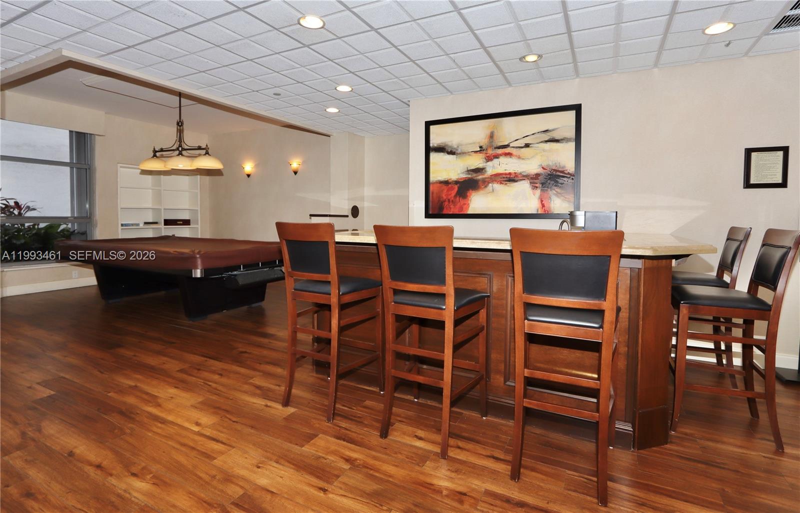 MYSTIC POINTE TOWER 500 C - Residential