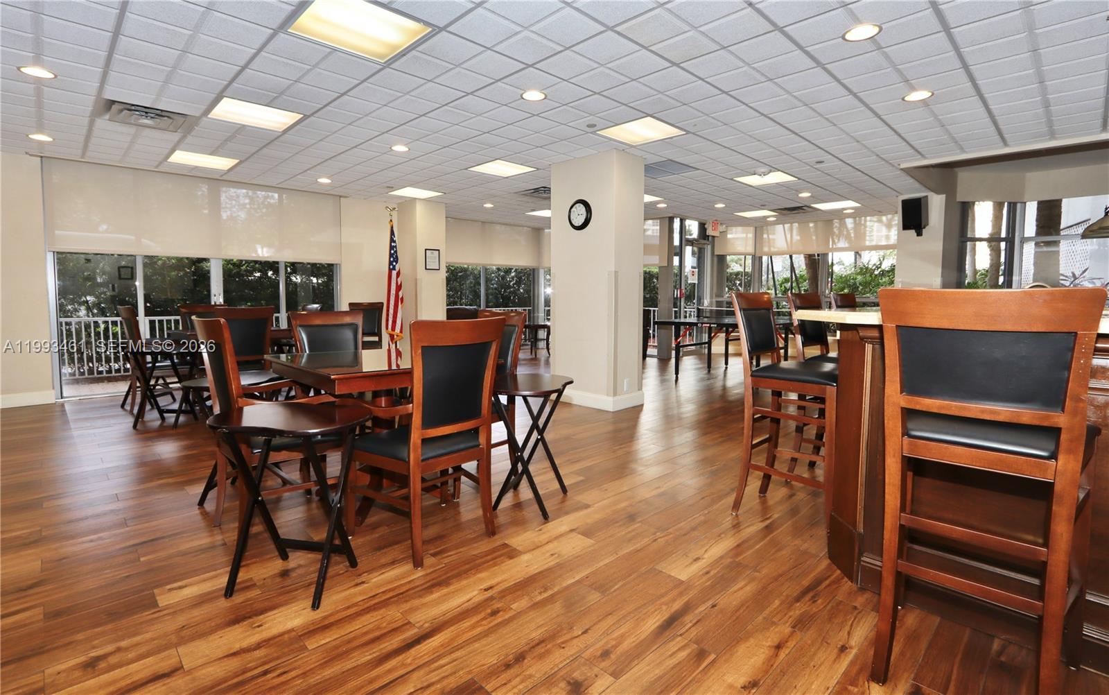 MYSTIC POINTE TOWER 500 C - Residential