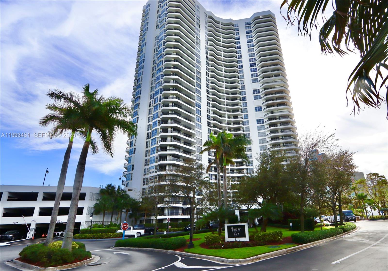 MYSTIC POINTE TOWER 500 C - Residential