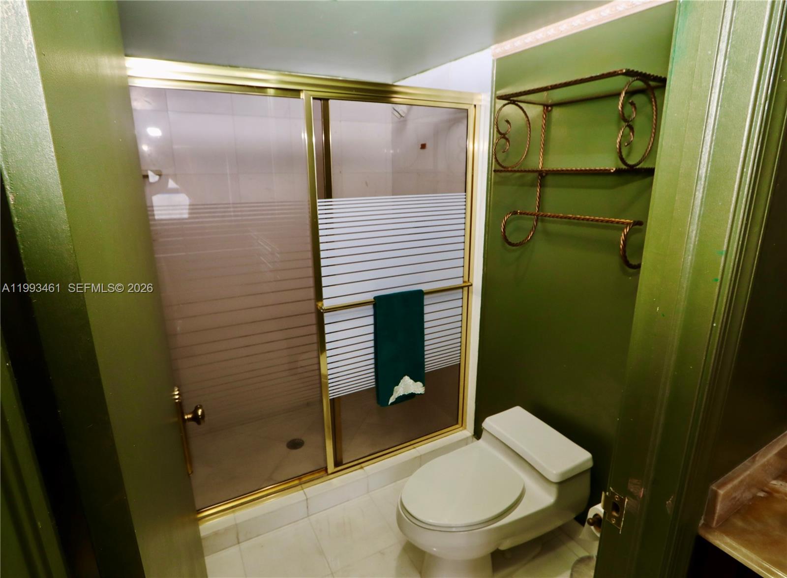 MYSTIC POINTE TOWER 500 C - Residential