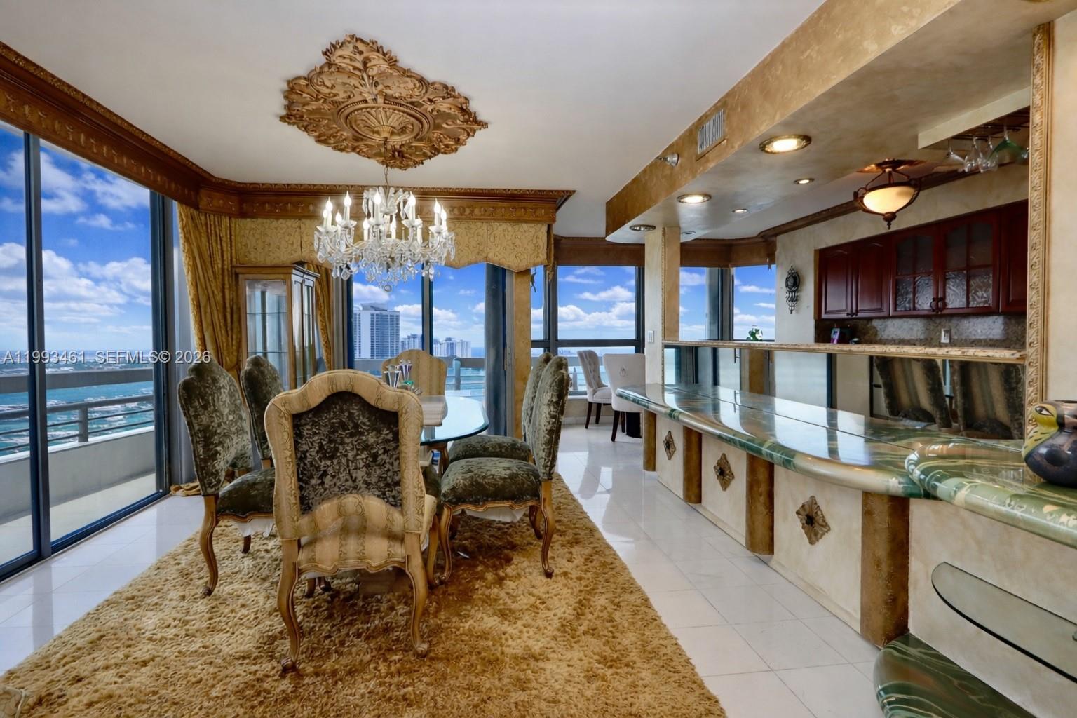 MYSTIC POINTE TOWER 500 C - Residential