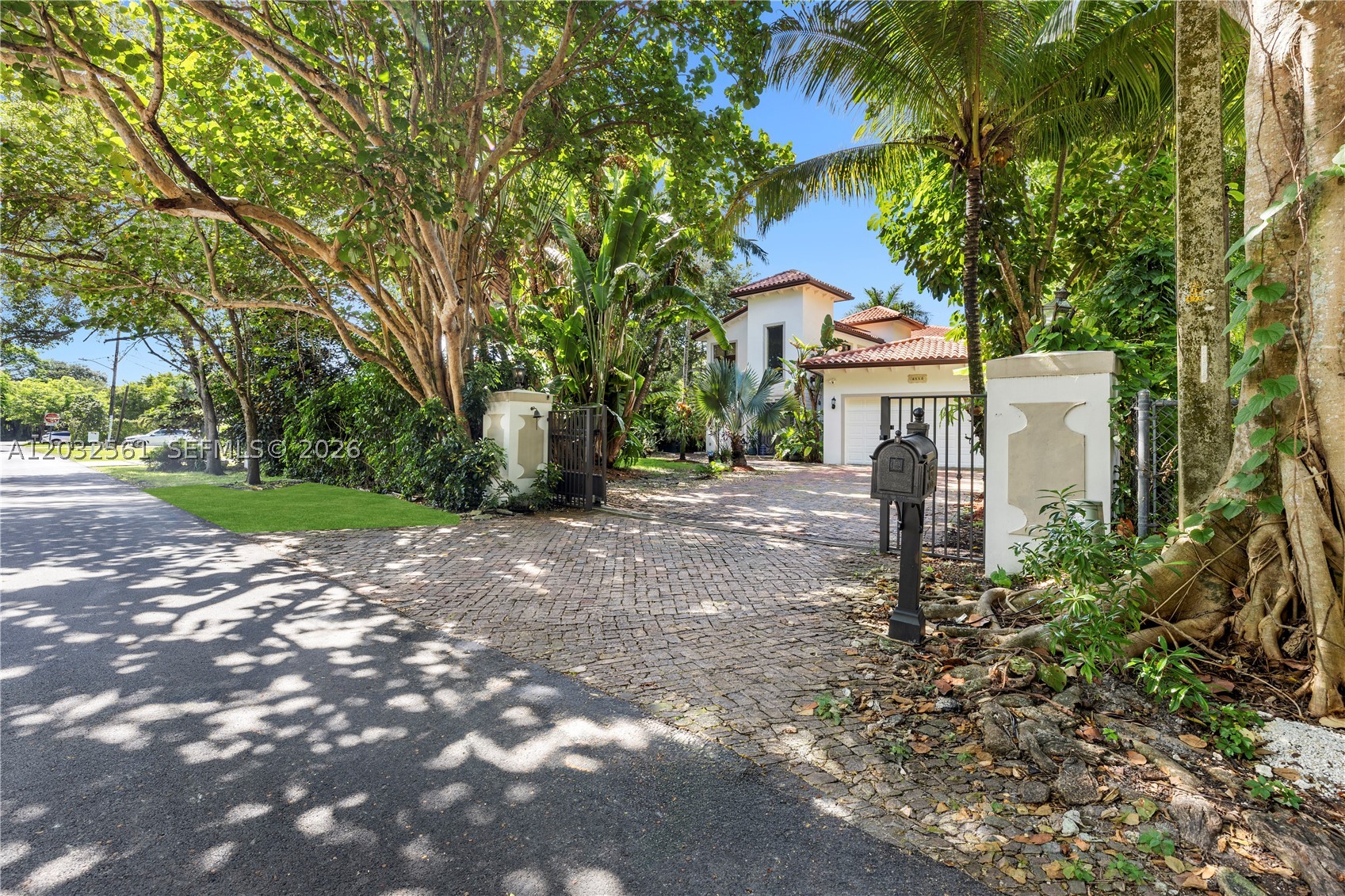 6550 SW 75th Ter