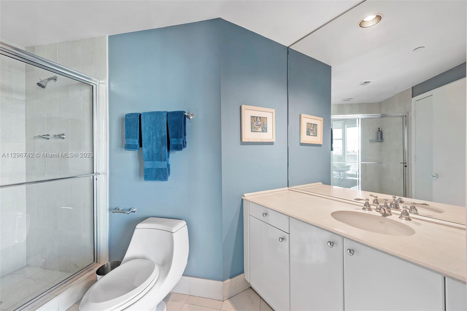 PORTOFINO TOWER CONDO - Residential