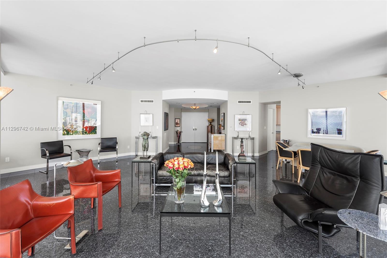 PORTOFINO TOWER CONDO - Residential