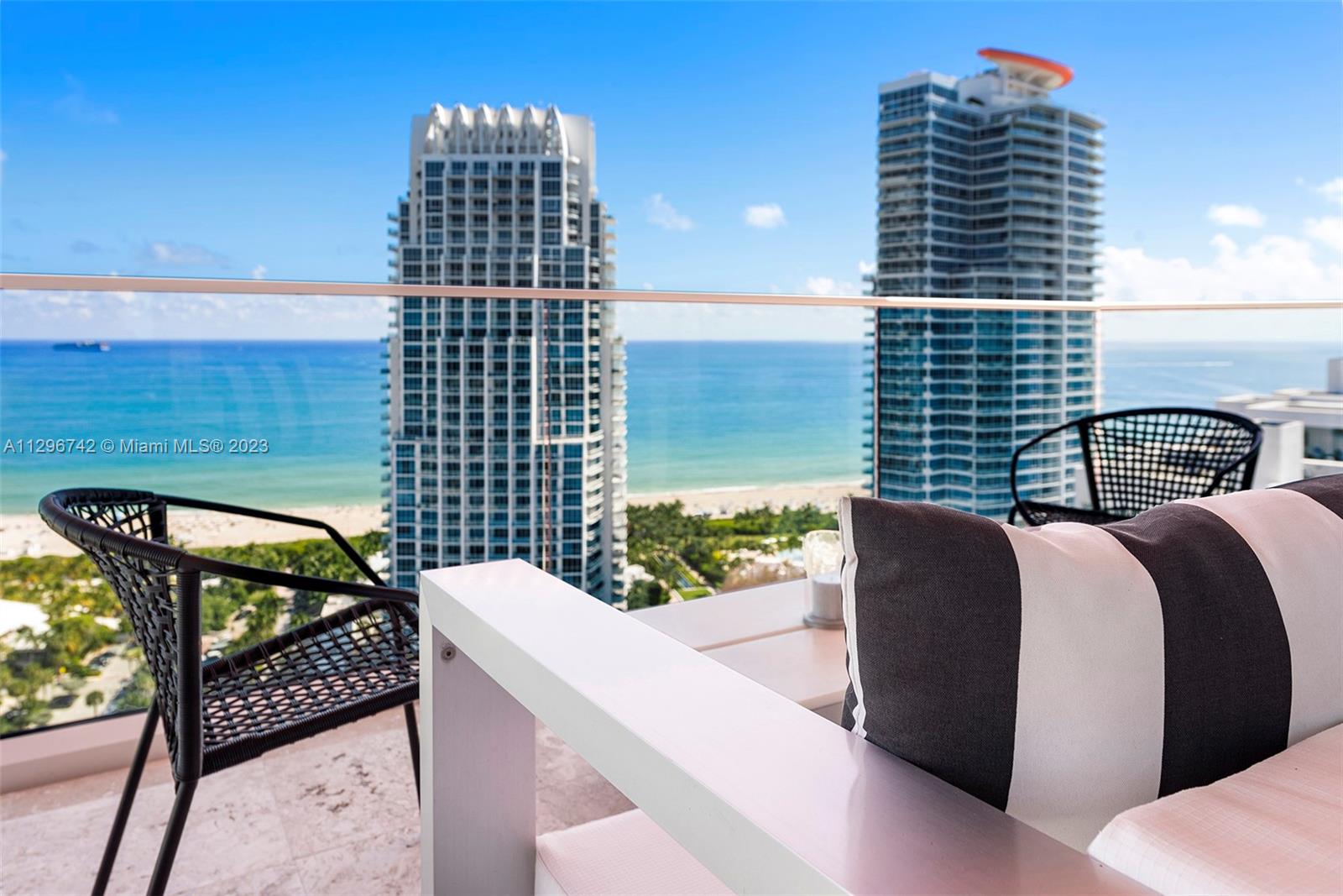 PORTOFINO TOWER CONDO - Residential