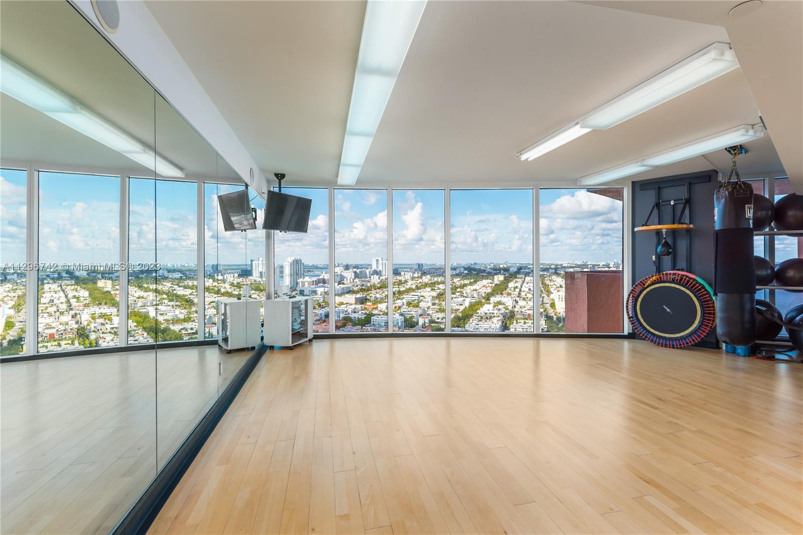 PORTOFINO TOWER CONDO - Residential