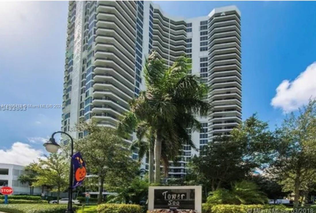 Available Spacious 2 bedroom, 2 1/2 bathroom in a luxury waterfront building. New laminate floors throughout this spacious split floor plan. Washer and dryer in unit .
Large balcony, great for Al Fresco dining or relaxing looking at the bay. Cable and Wi-Fi are included. This resort style living offers gated community, valet service, concierge, tennis and pickle ball courts, heated pool by the bay, jacuzzi and sauna. There is a gym with yoga and other fitness classes. The property has mini mart, restaurant, marina, charging stations and doggie walks. Make this community your home. Close to houses of worship, Don Soffer Trail, Aventura mall great restaurants and minutes to the beach