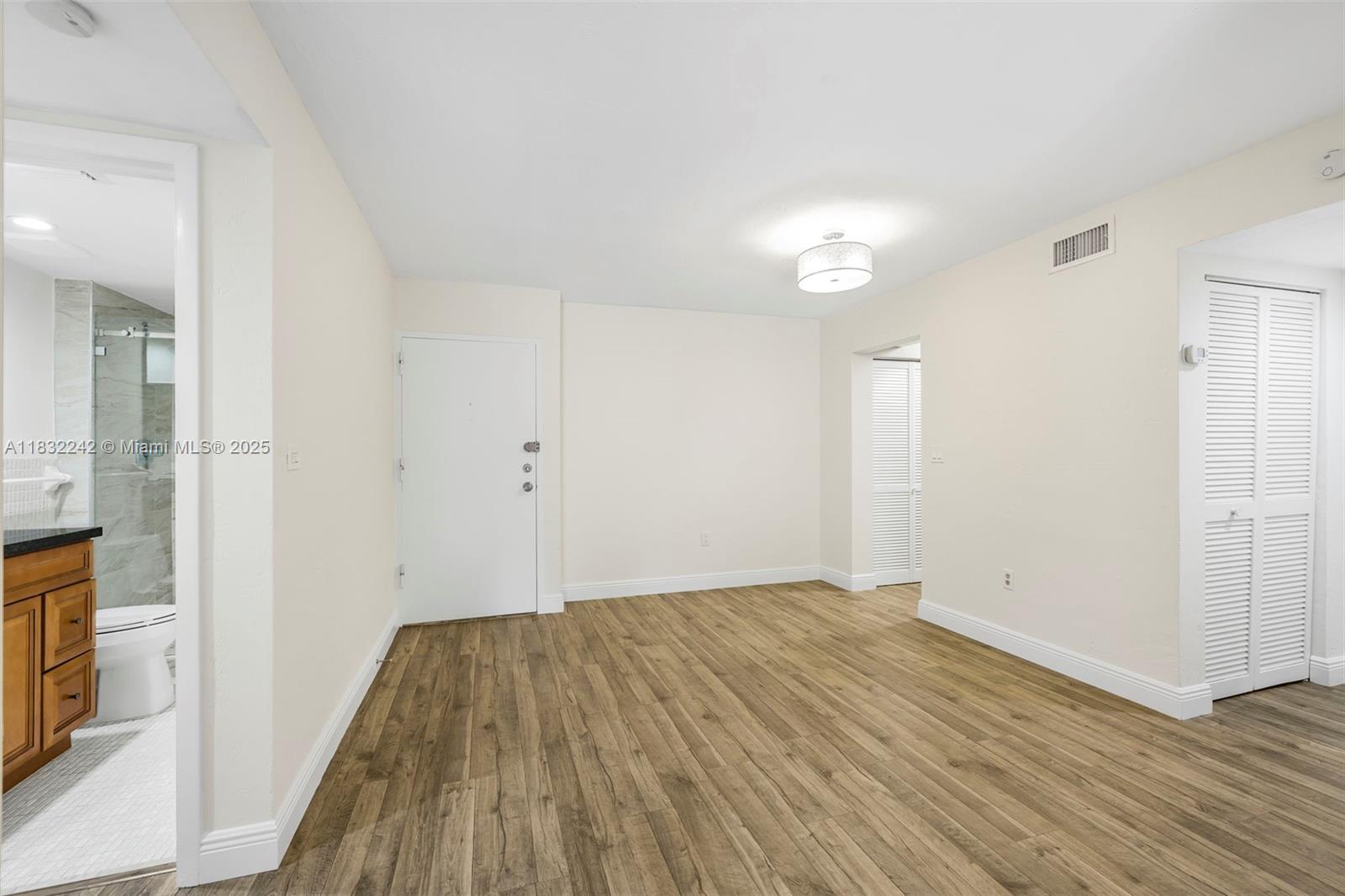 VILLA CAPRI CONDO - Residential