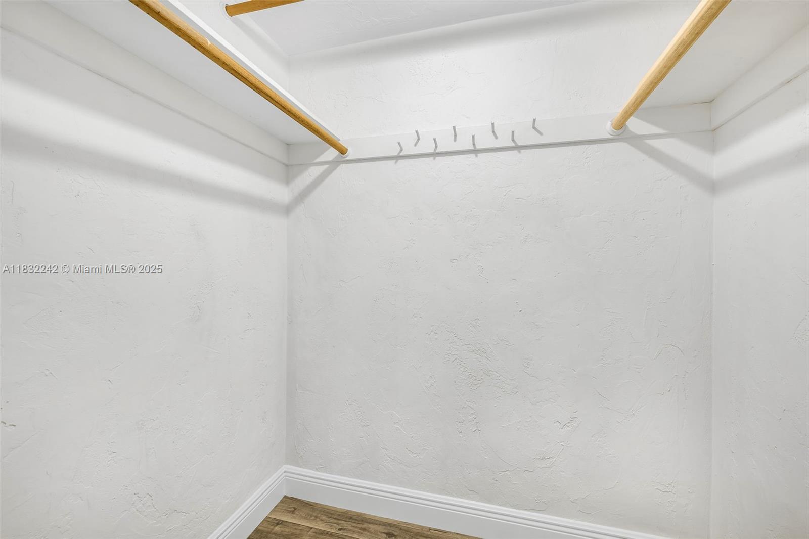 VILLA CAPRI CONDO - Residential