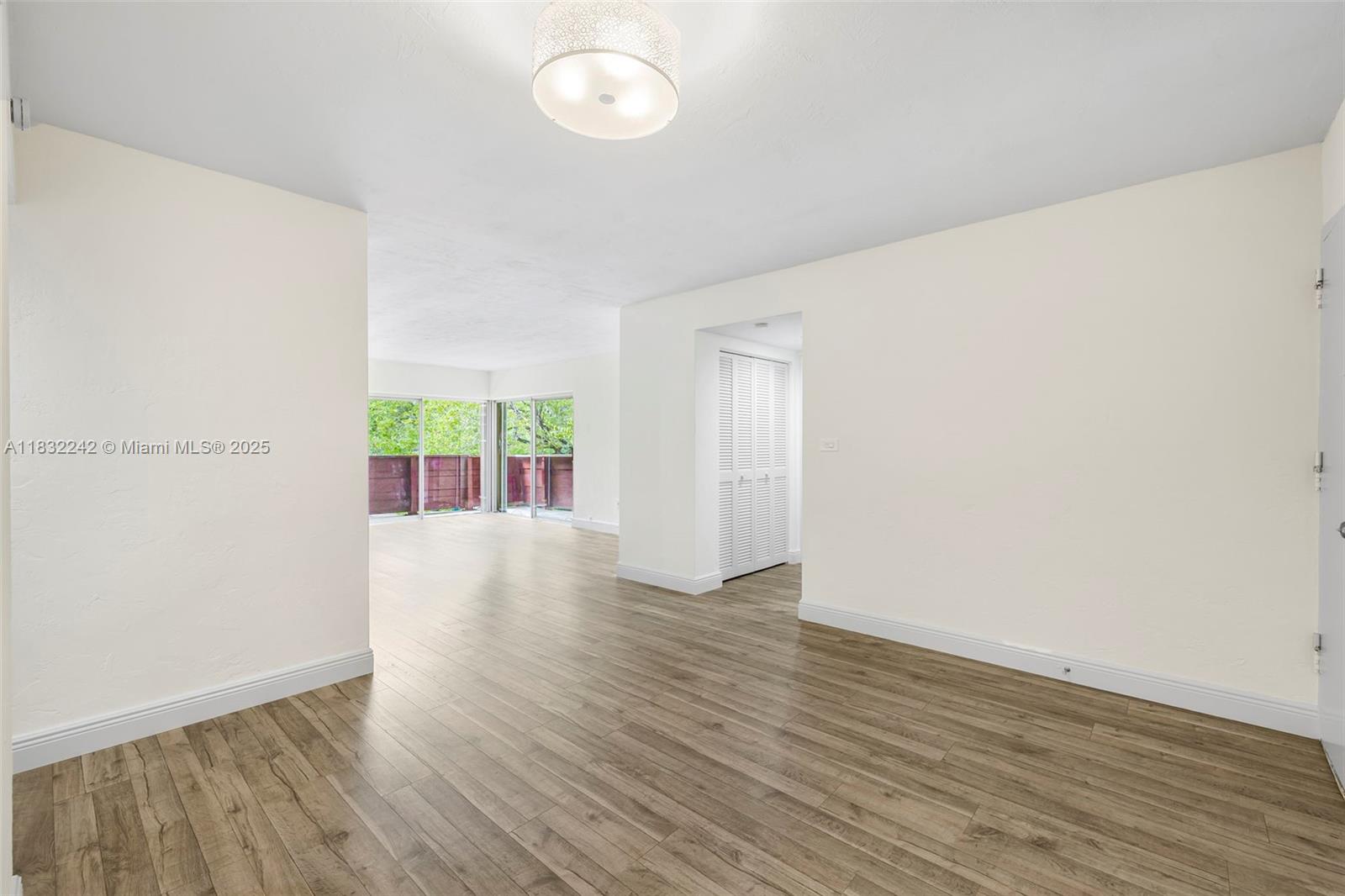 VILLA CAPRI CONDO - Residential