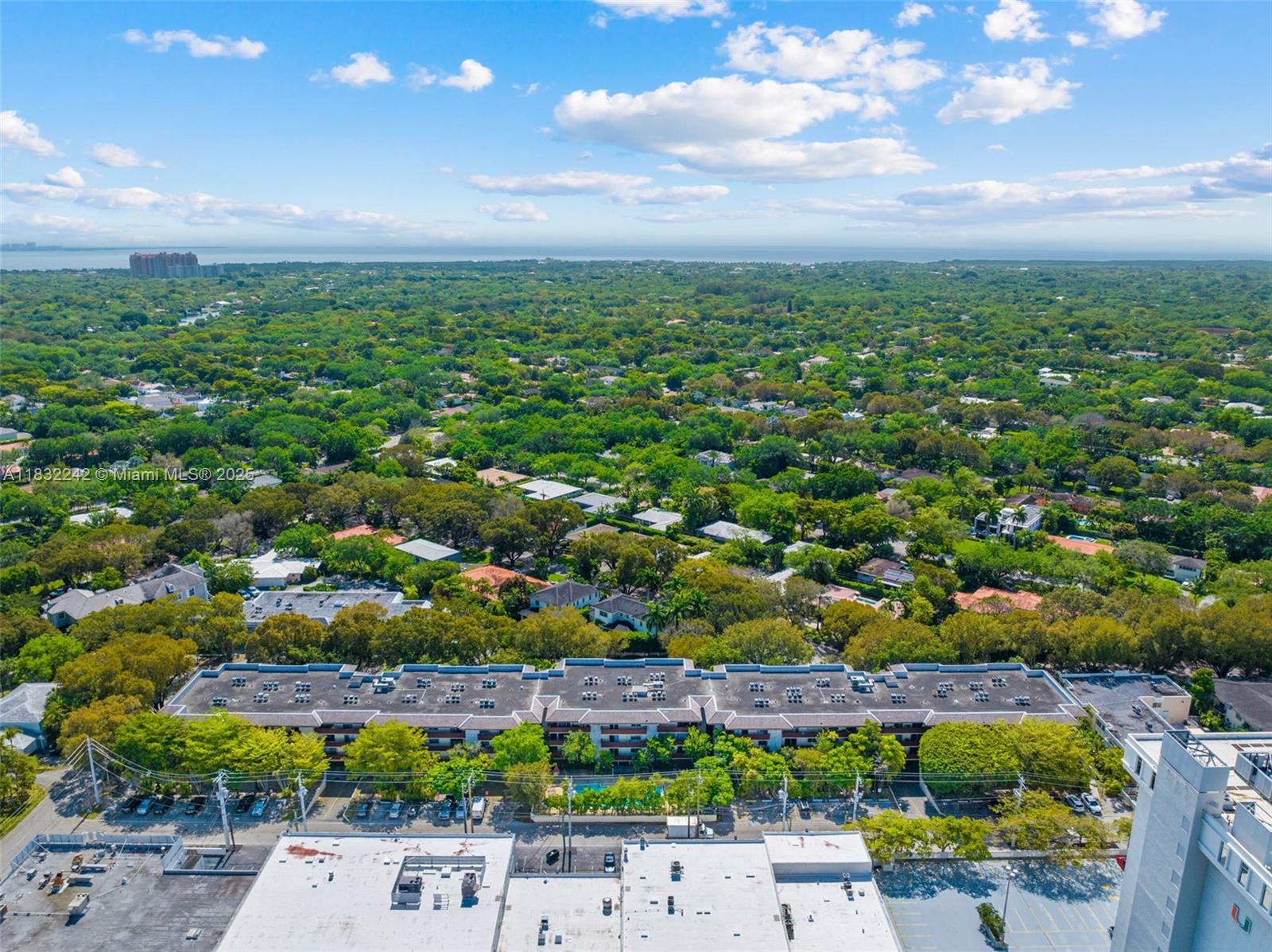 VILLA CAPRI CONDO - Residential