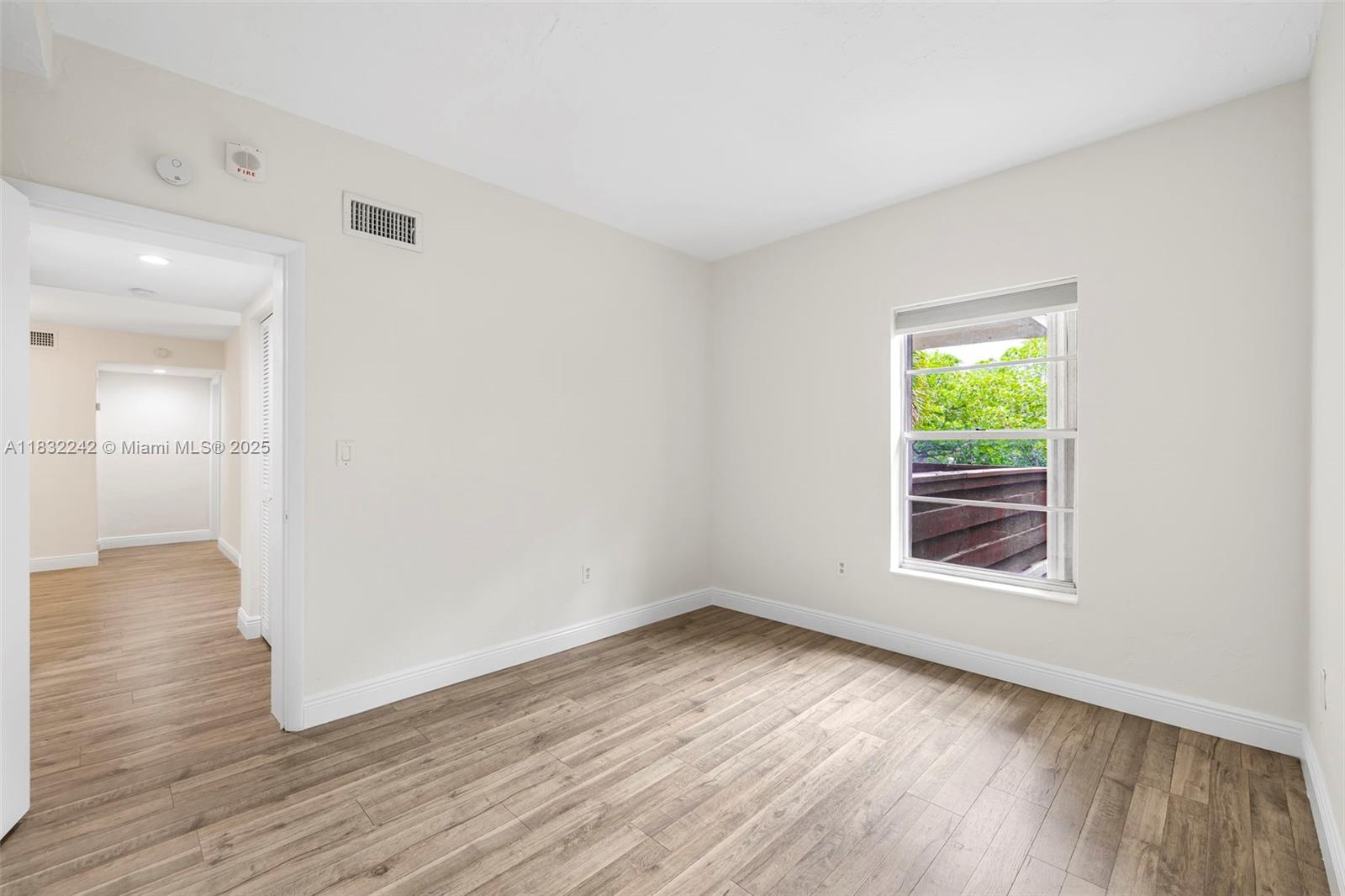 VILLA CAPRI CONDO - Residential