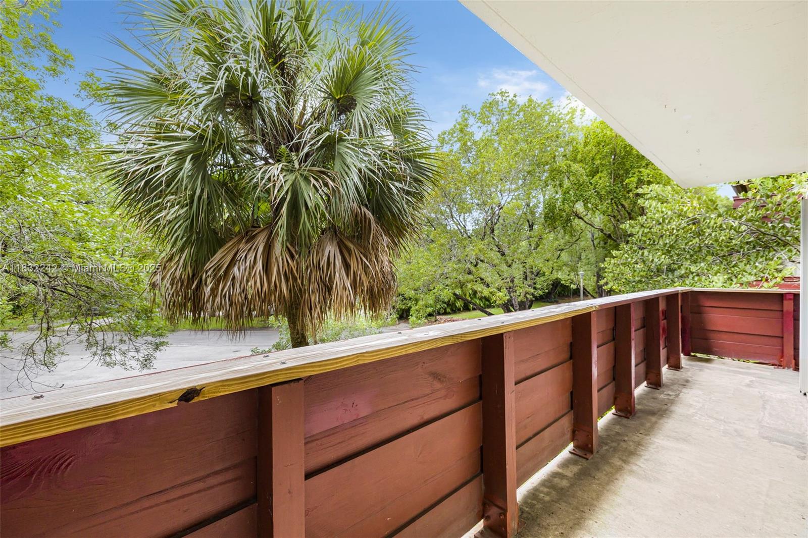 VILLA CAPRI CONDO - Residential