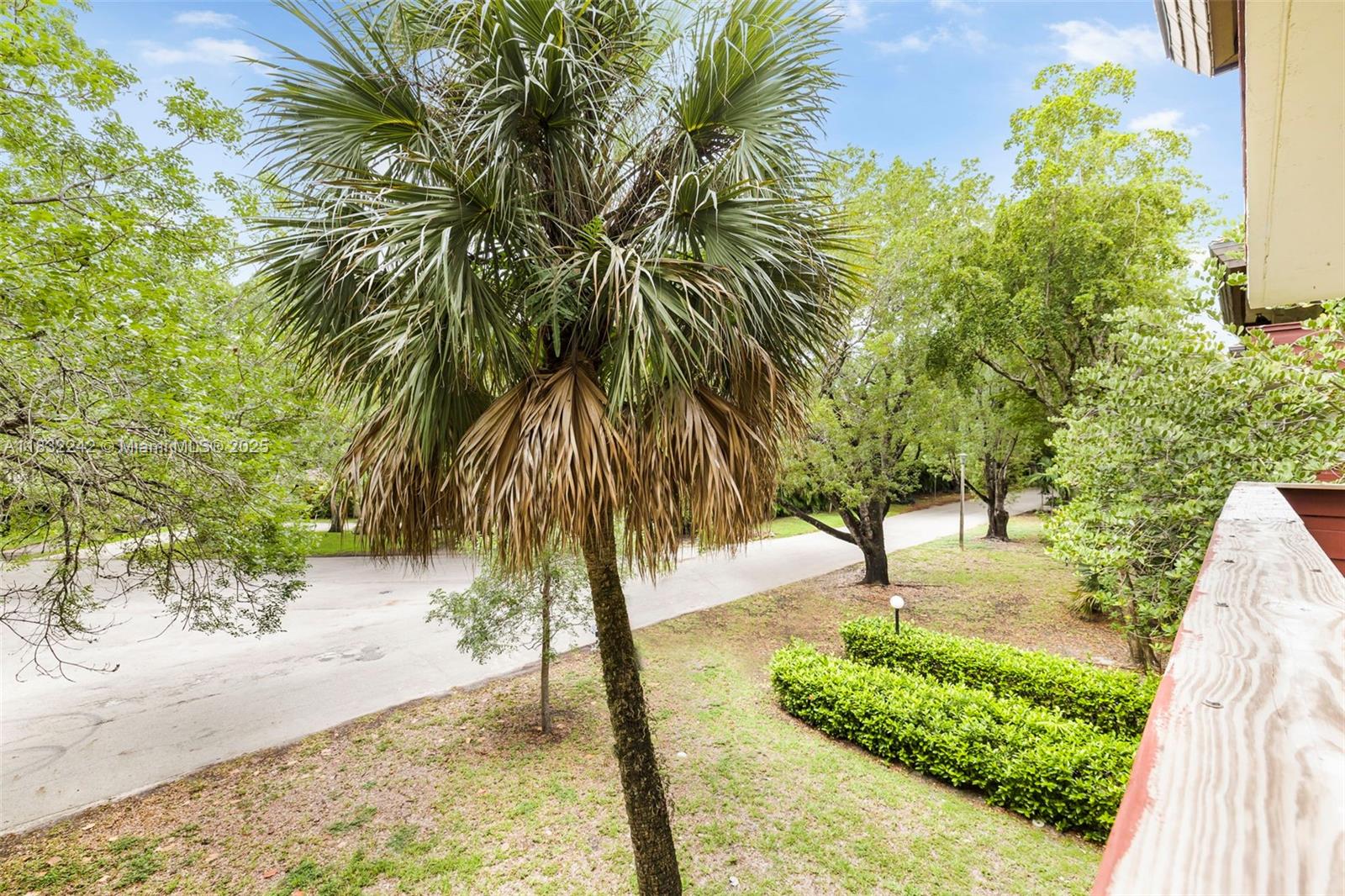 VILLA CAPRI CONDO - Residential