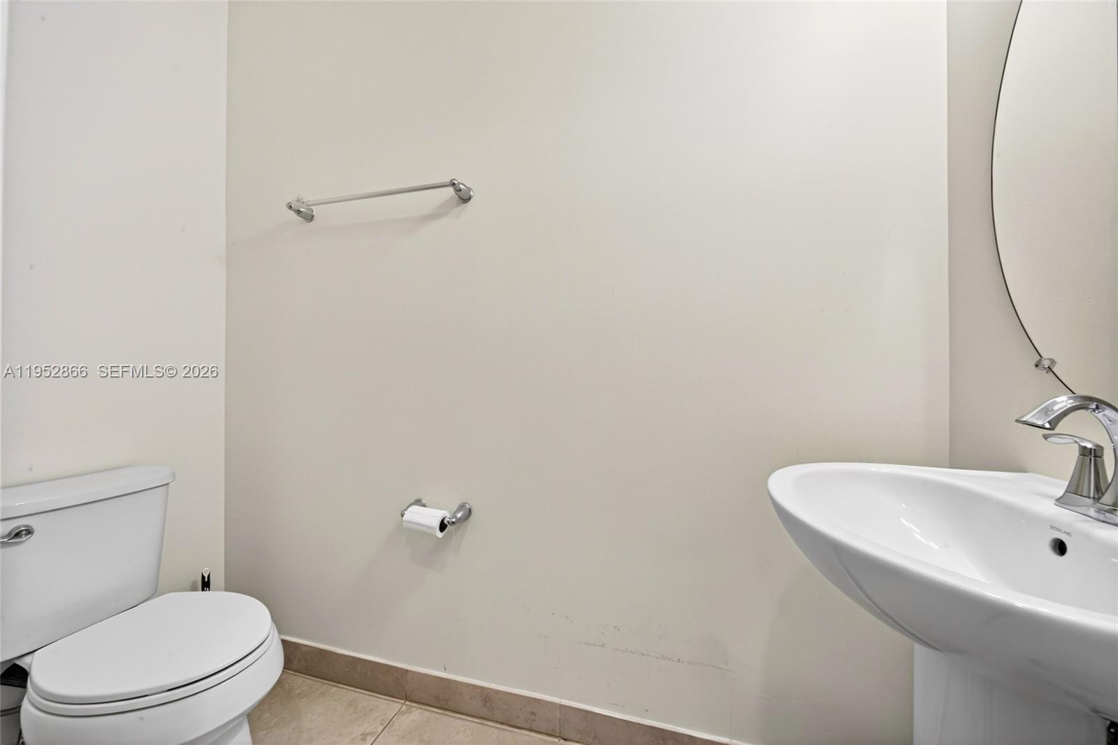 PEMBROKE LAKES SOUTH - Residential