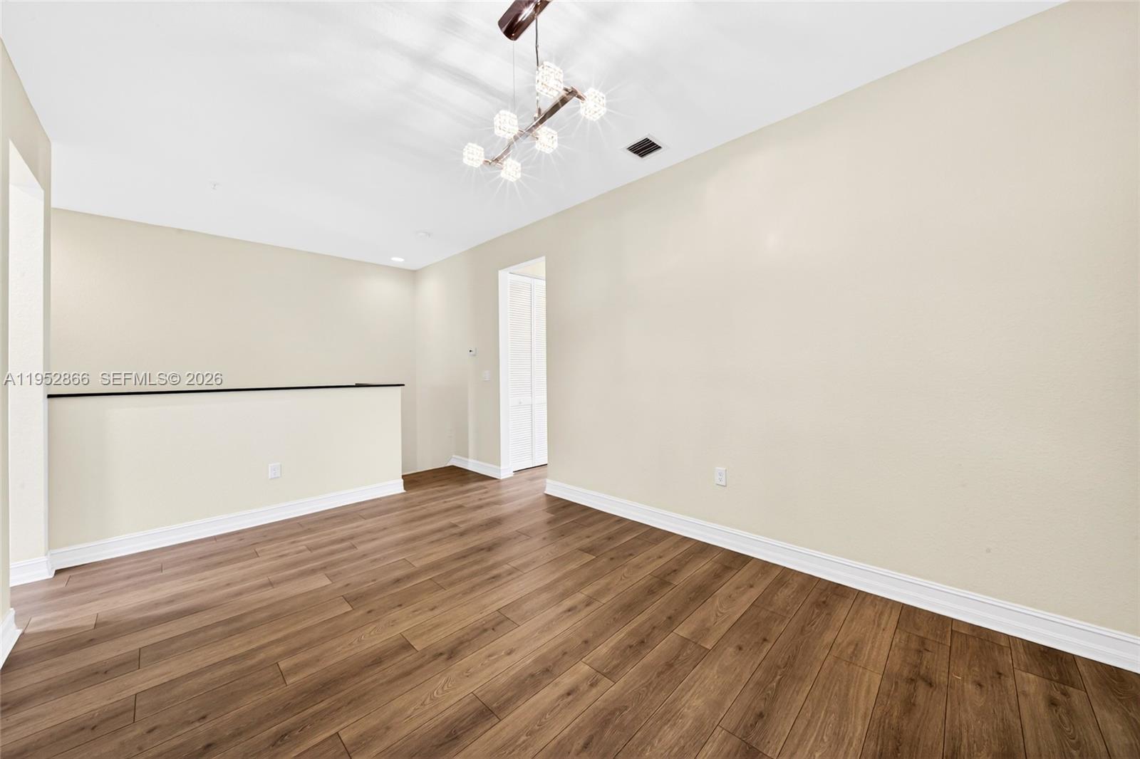 PEMBROKE LAKES SOUTH - Residential