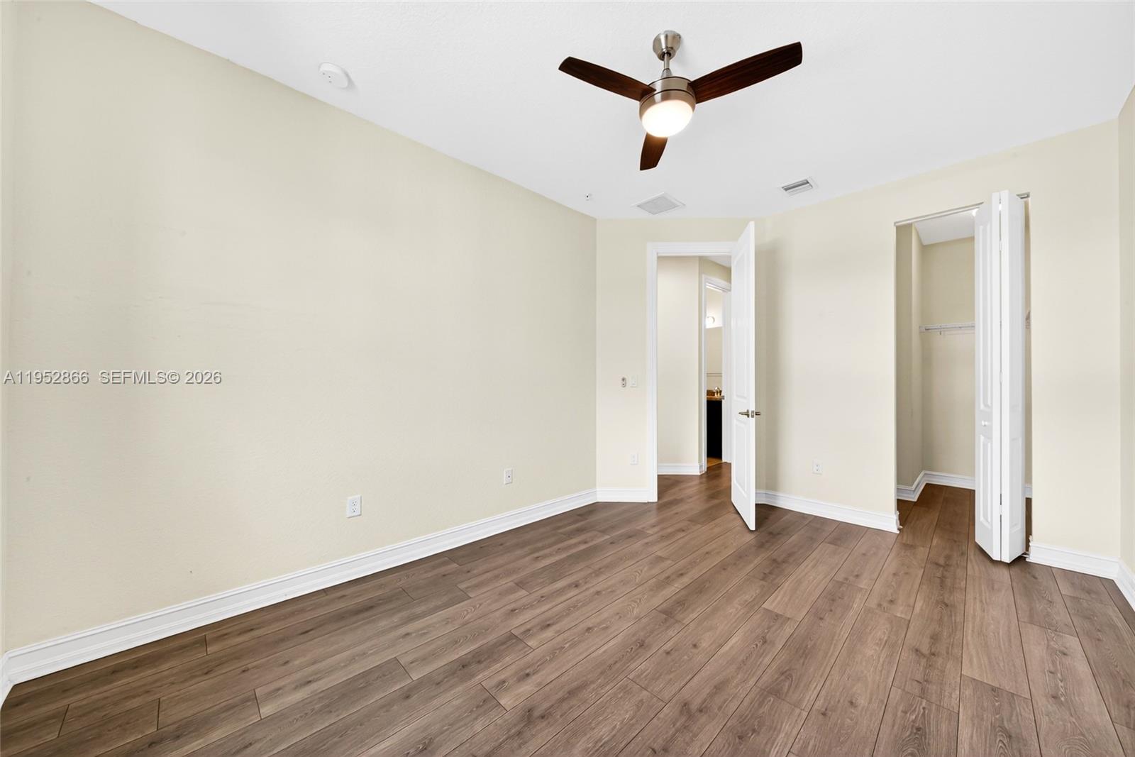 PEMBROKE LAKES SOUTH - Residential