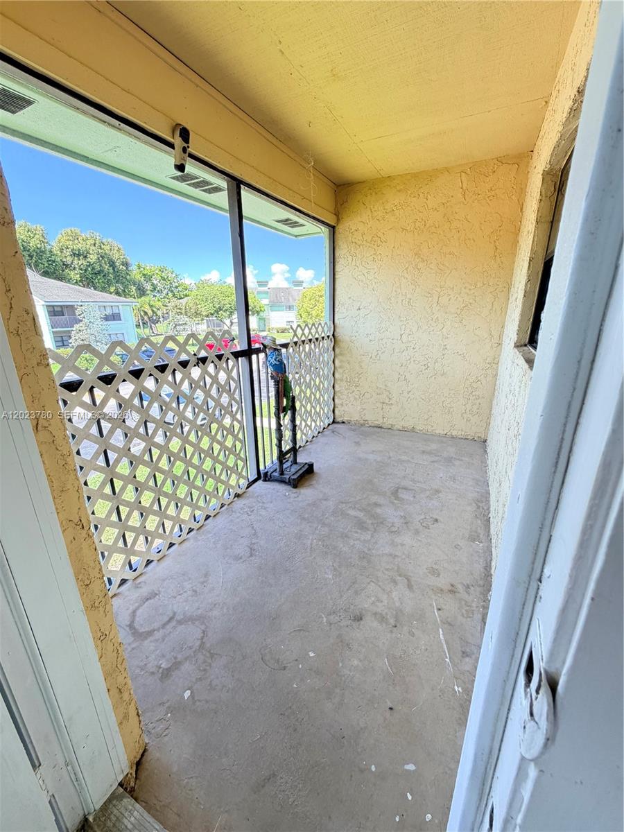 PRESERVE AT AVERY LAKES - Residential Lease