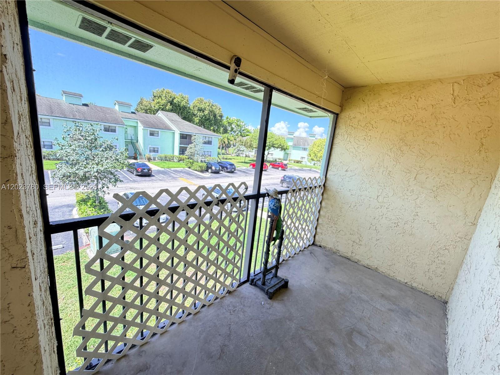 PRESERVE AT AVERY LAKES - Residential Lease