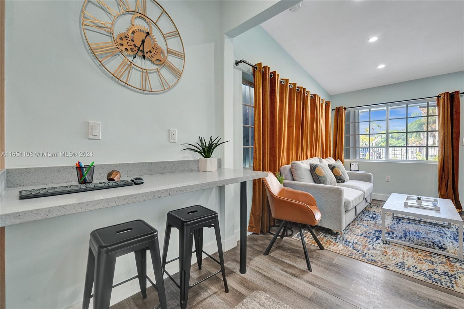 DIXIANNA VILLAS - Residential Lease