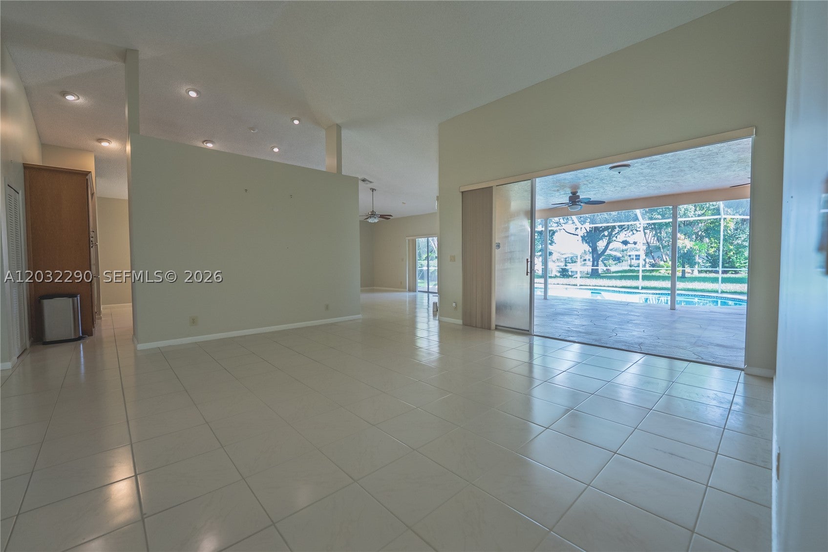 8269 NW 40th Ct