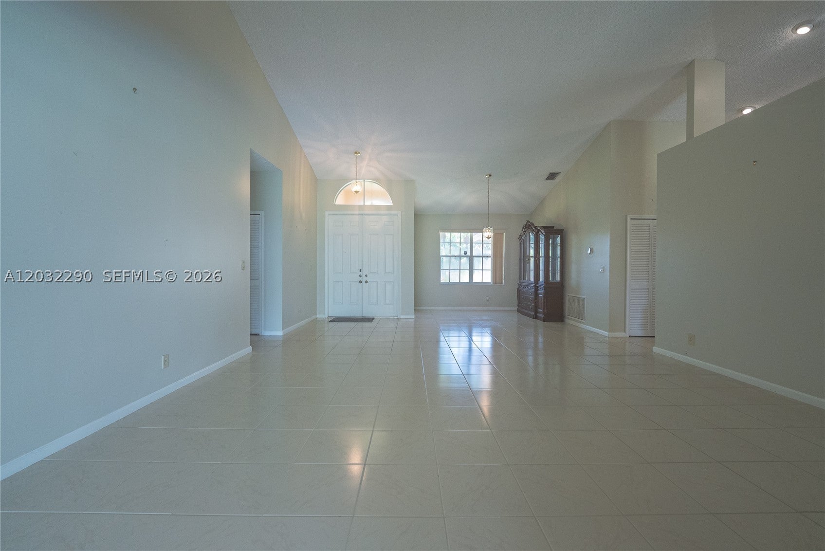 8269 NW 40th Ct