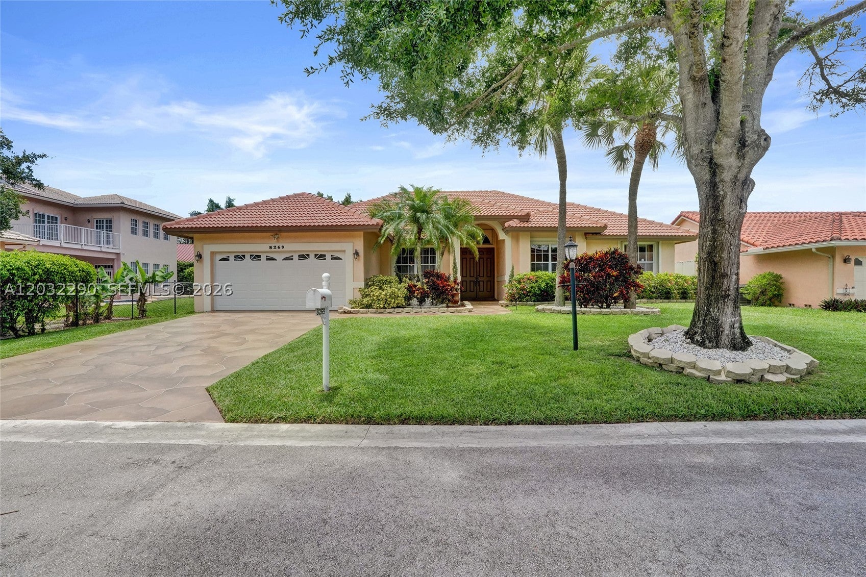 8269 NW 40th Ct