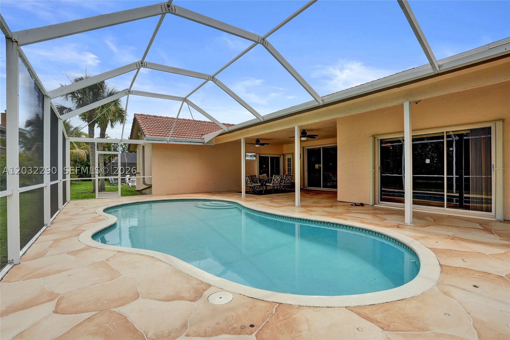 8269 NW 40th Ct