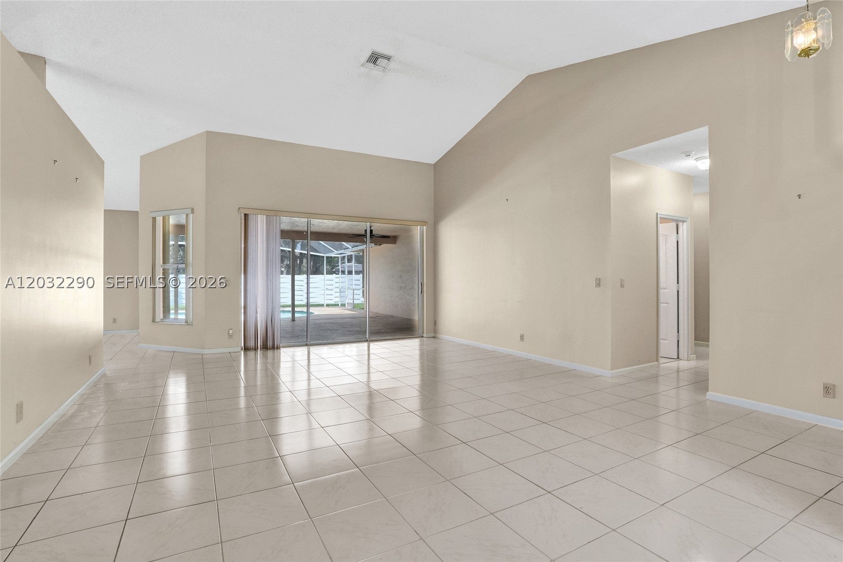 8269 NW 40th Ct