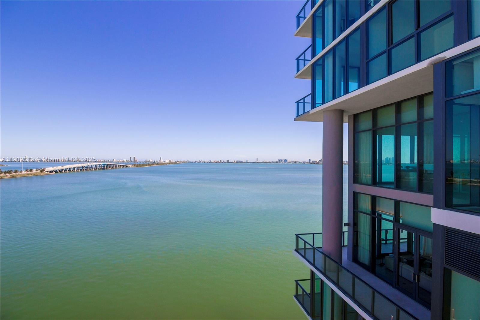 ONE PARAISO CONDO - Residential