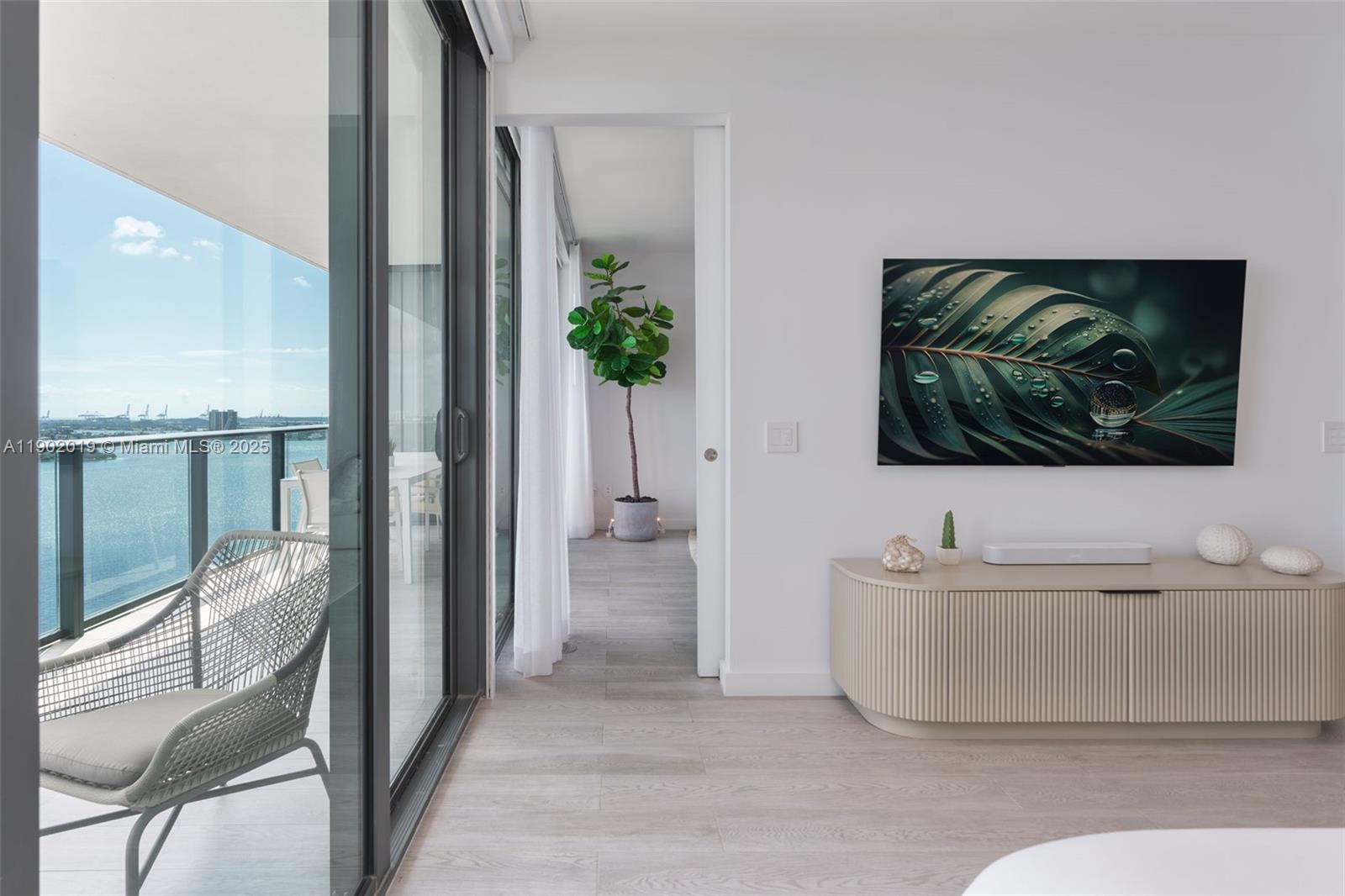 ONE PARAISO CONDO - Residential