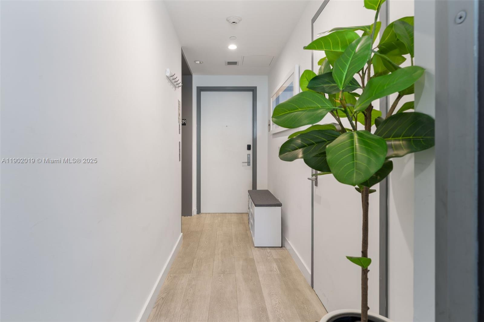 ONE PARAISO CONDO - Residential