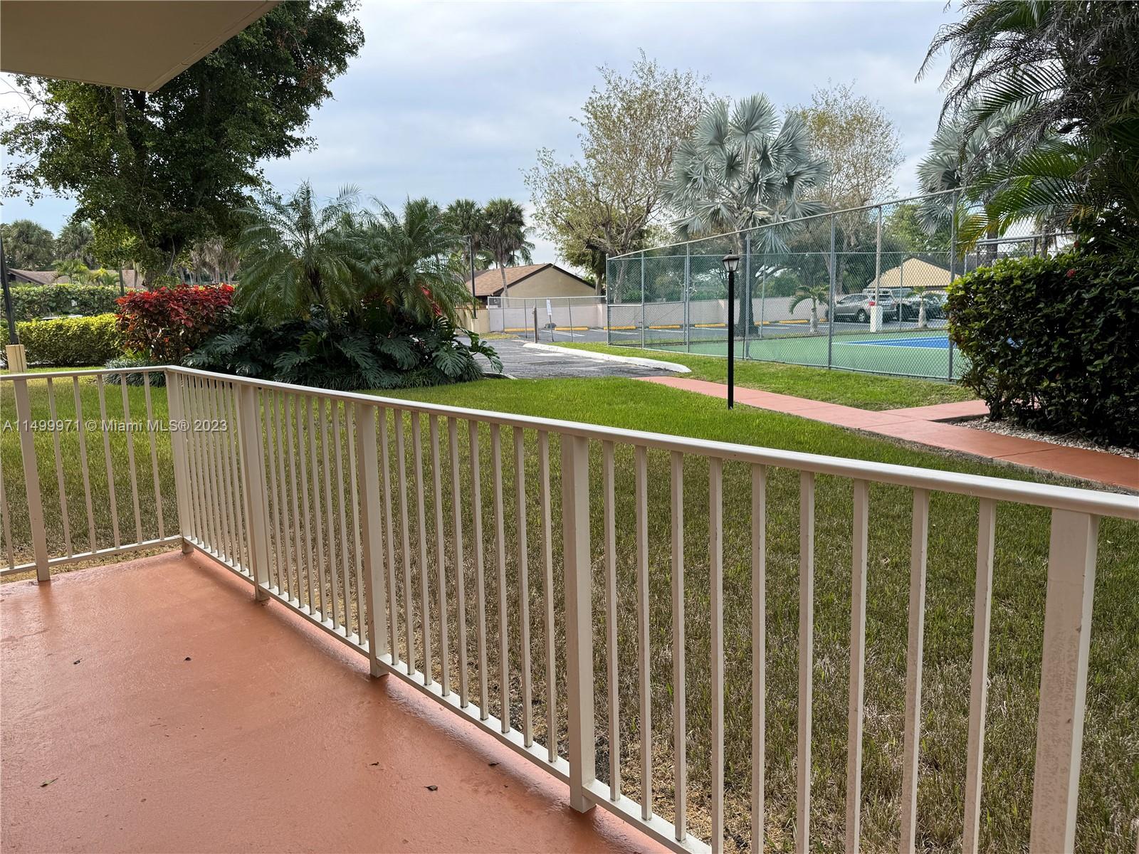 VILLAGE AT THE FALLS COND - Residential